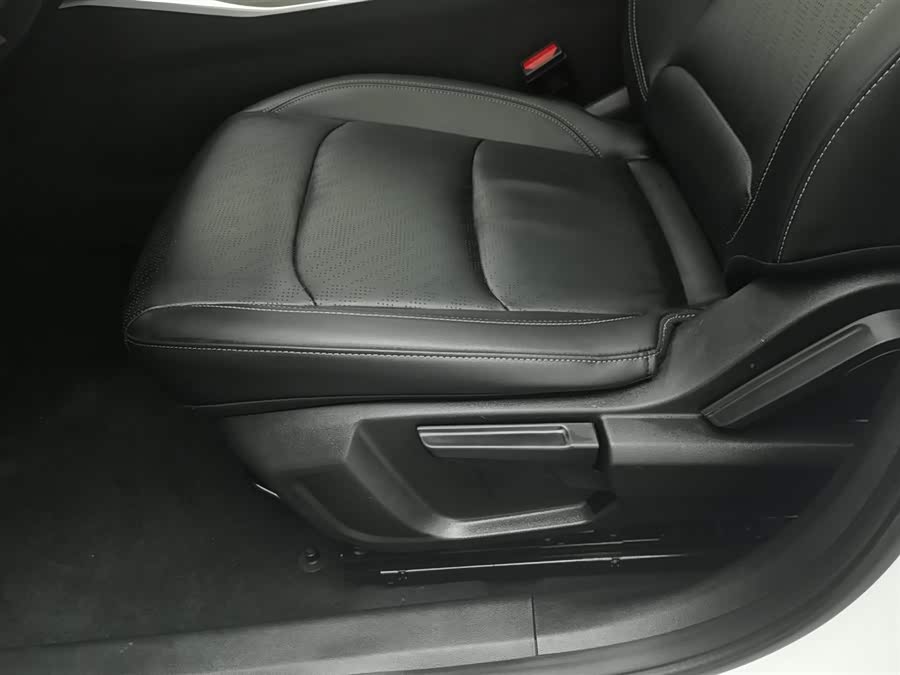 GEELY Emgrand 2023 car image #21