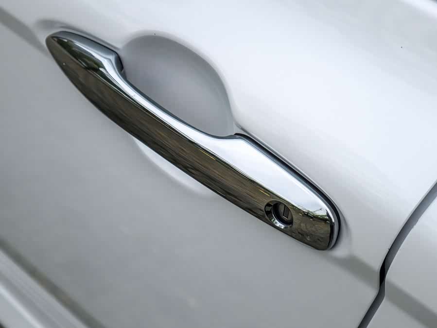 Toyota Camry 2020 car image #21