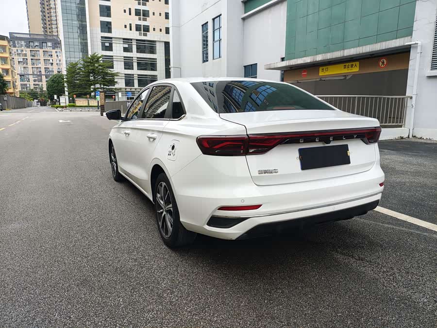 Emgrand 2022 car image #21