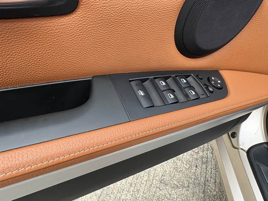 BMW 3 Series (Imported) 2013 car image #21