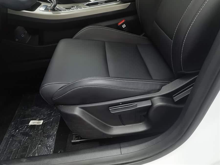 GEELY Coolray 2018 car image #21