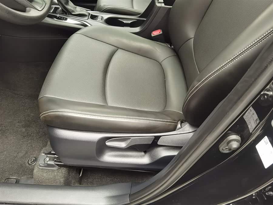 Toyota Corolla Cross 2023 car image #21