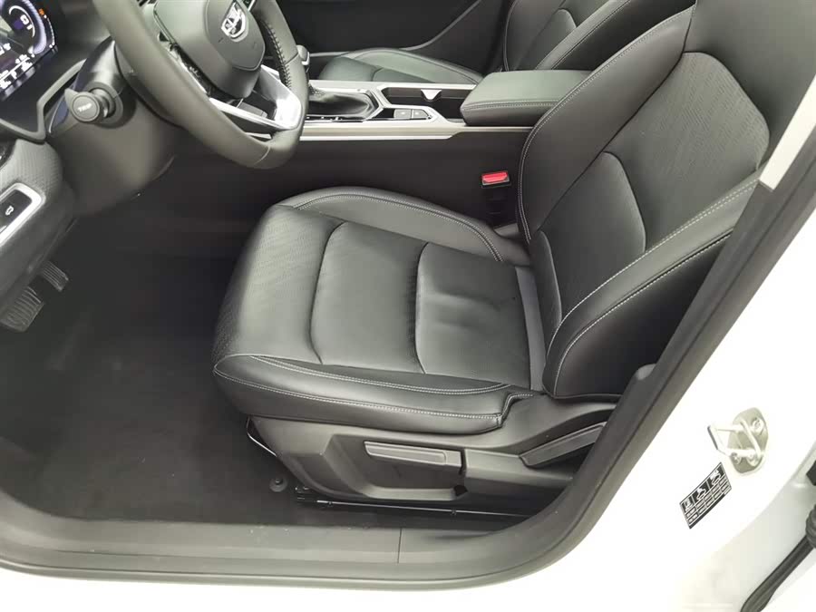 GEELY Emgrand 2023 car image #21