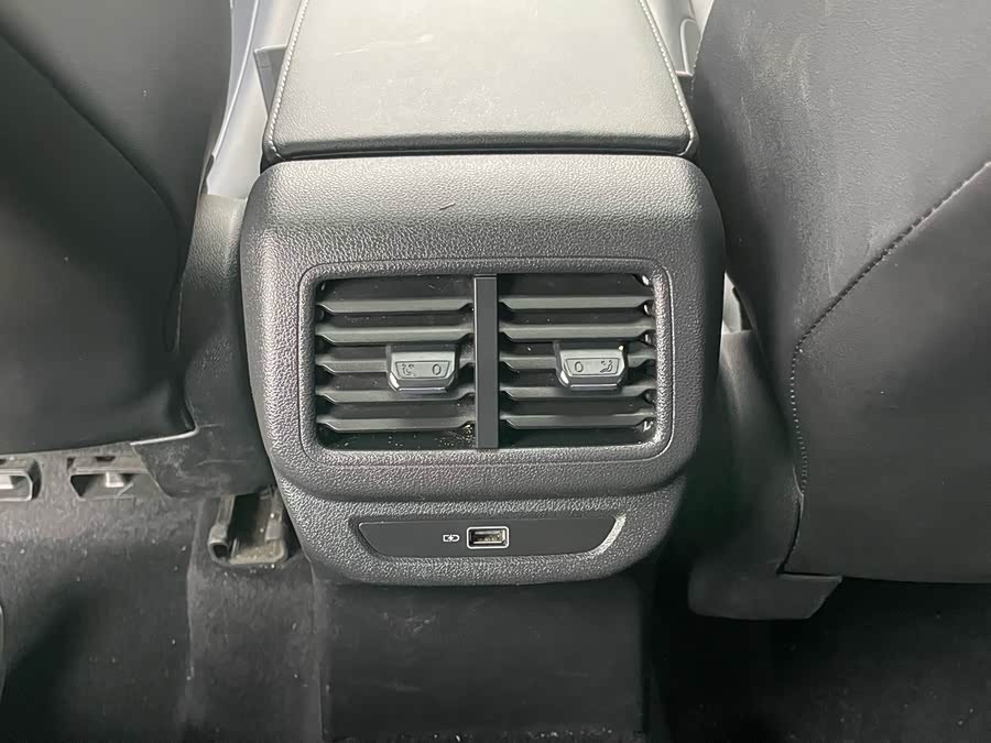 Jetta VS5 2023 imagen de coche #21