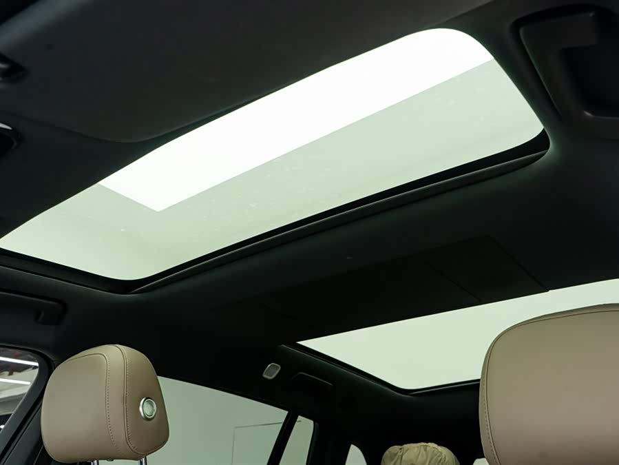 Li L7 2025 immagine di auto #21