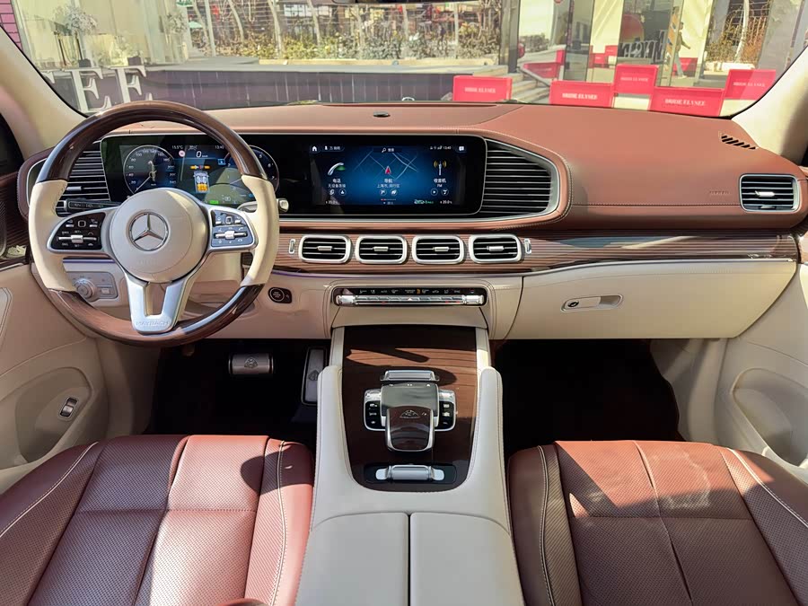 Mercedes-Benz Maybach GLS 2022 car image #21