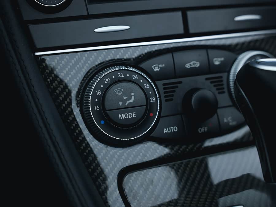 Mercedes-Benz SL AMG 2009 car image #21