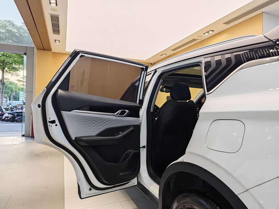 GEELY Coolray 2022 #21 GEELY Coolray 2022 car image #21