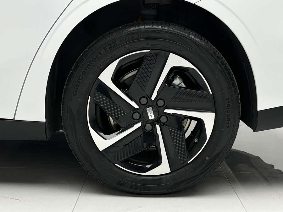 吉利汽车 银河L6 2025 汽车图片 #21