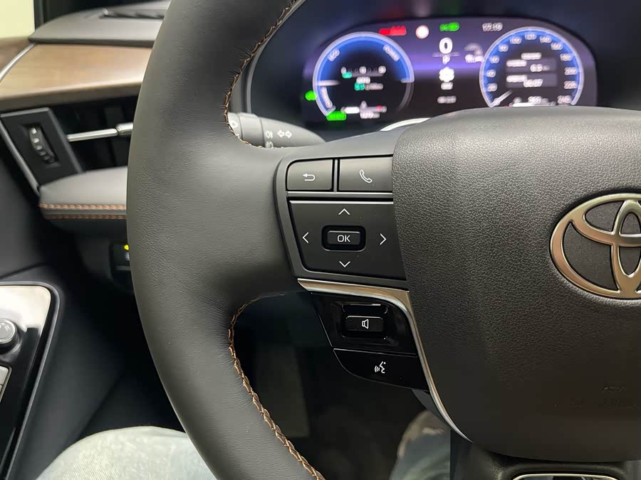 Toyota Avalon 2025 car image #21