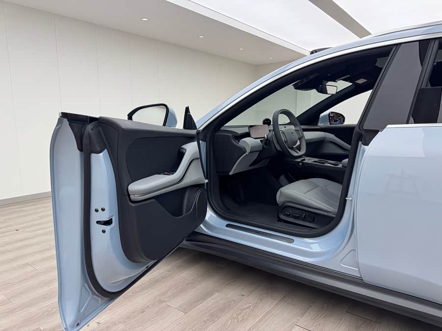 蔚来 蔚来ET5T 2024 汽车图片 #21