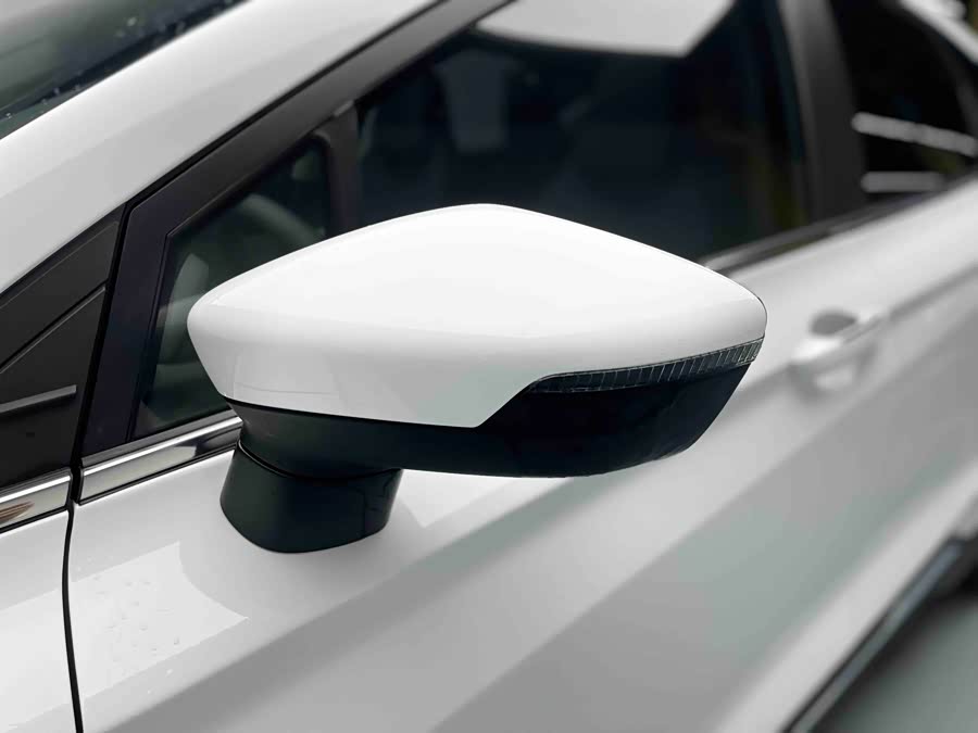 GEELY Emgrand S 2023 imagem de carro #21