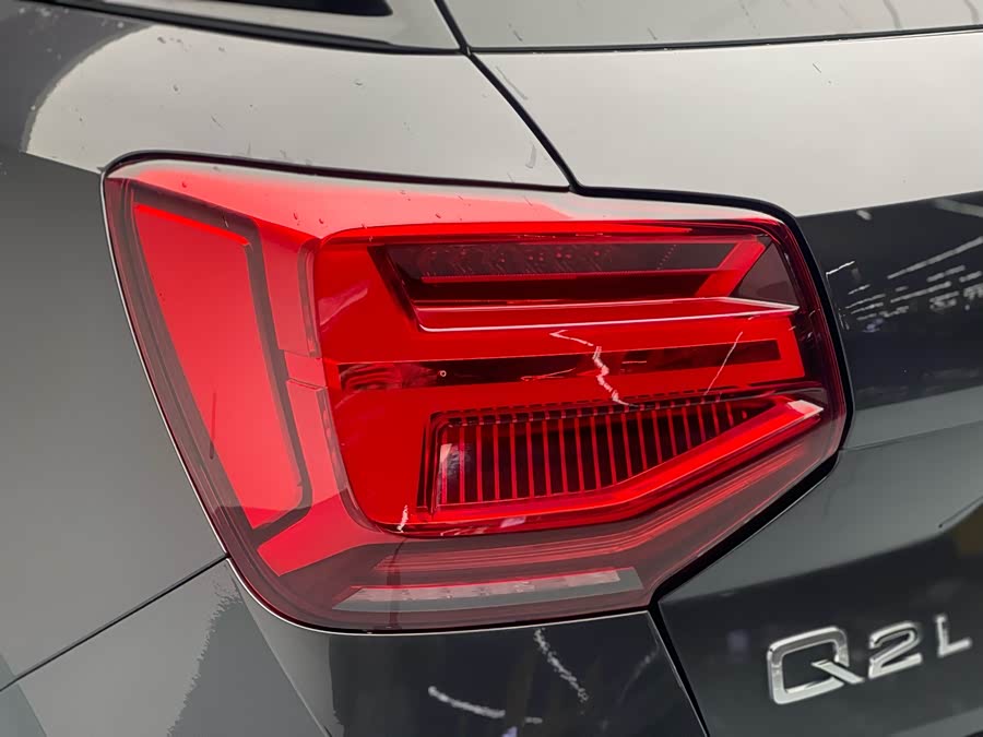 Audi Q2L 2022 imagem de carro #21