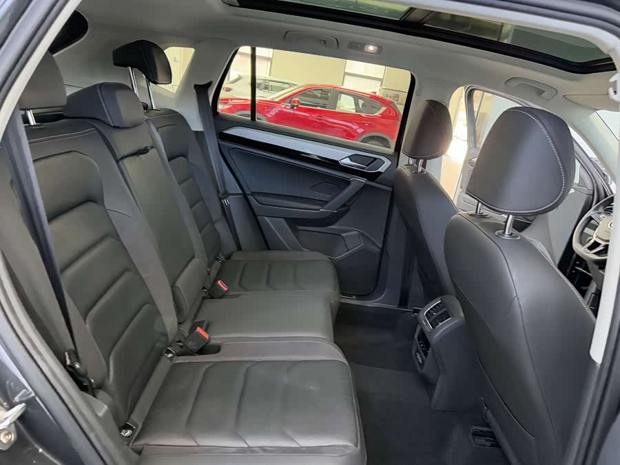 Volkswagen Tayron 2022 car image #21