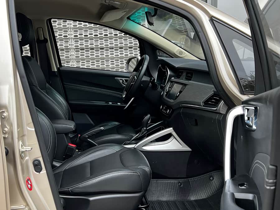 GEELY Vision X3 2017 صورة سيارة #21