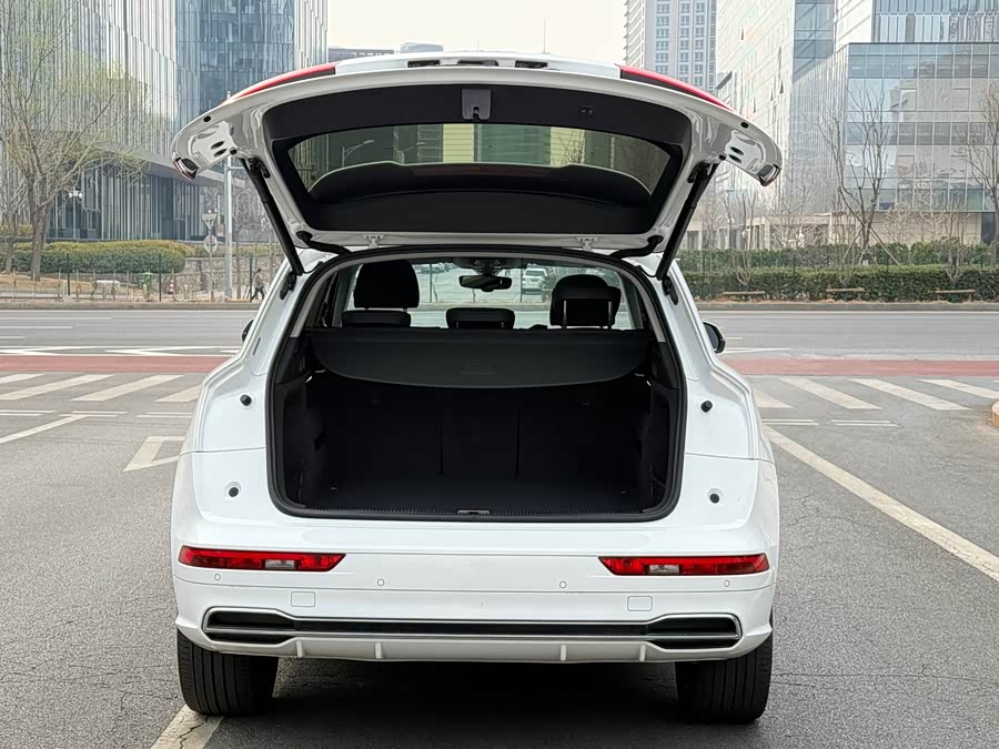 Audi Q5L 2020 صورة سيارة #21