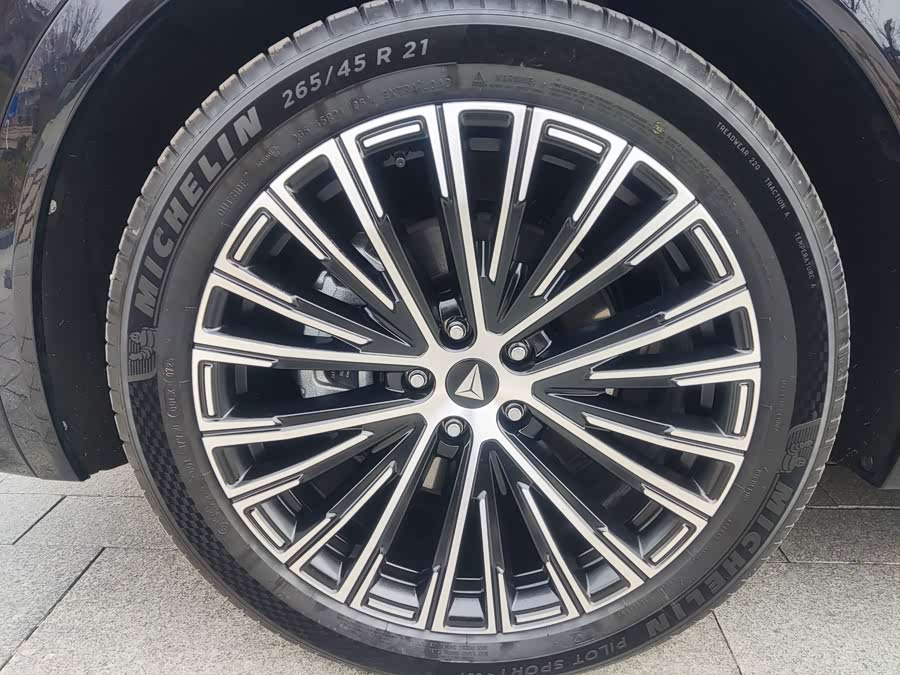 Deepal S09 2025 imagen de coche #21