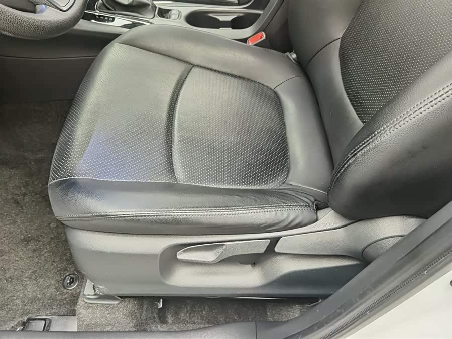 Toyota Corolla Cross 2024 car image #21