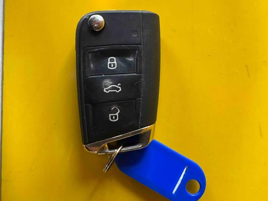 Volkswagen Tayron 2023 immagine di auto #21