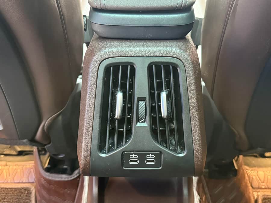 BMW X1 2023 car image #21