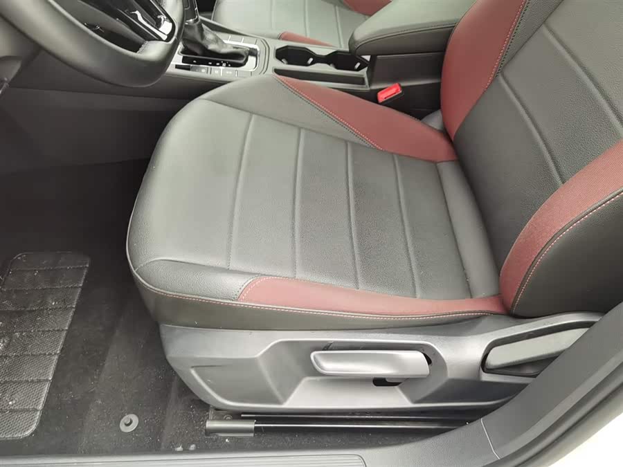 Volkswagen Bora 2020 car image #21