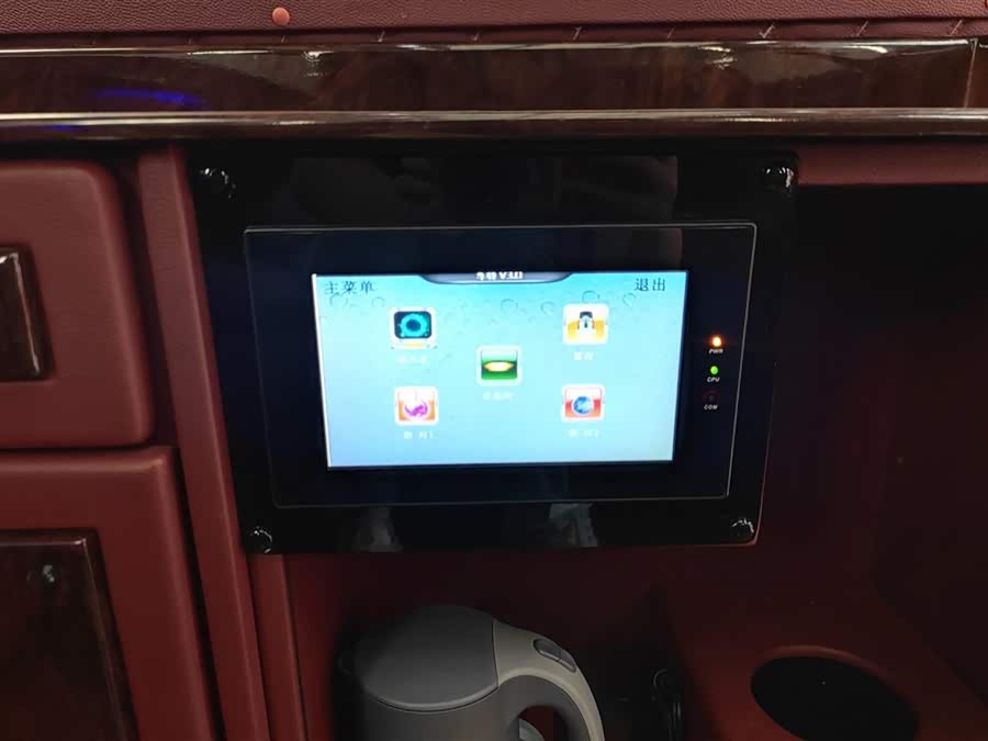 Mercedes-Benz GLE Class 2024 car image #21