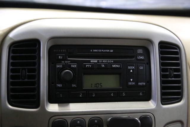 Ford Escape (Imported) 2006 car image #21