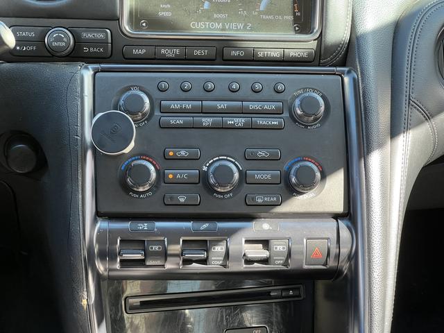 日产 日产GT-R 2011 汽车图片 #21