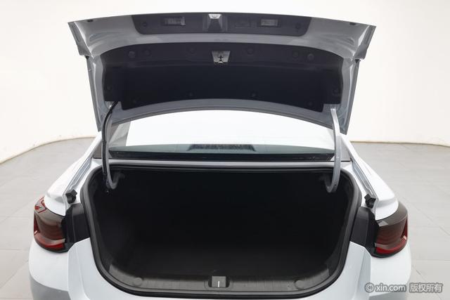 GEELY Emgrand L HiP 2023 car image #21