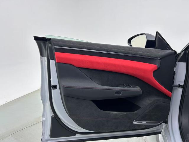 极氪 极氪001 FR 2023 汽车图片 #21