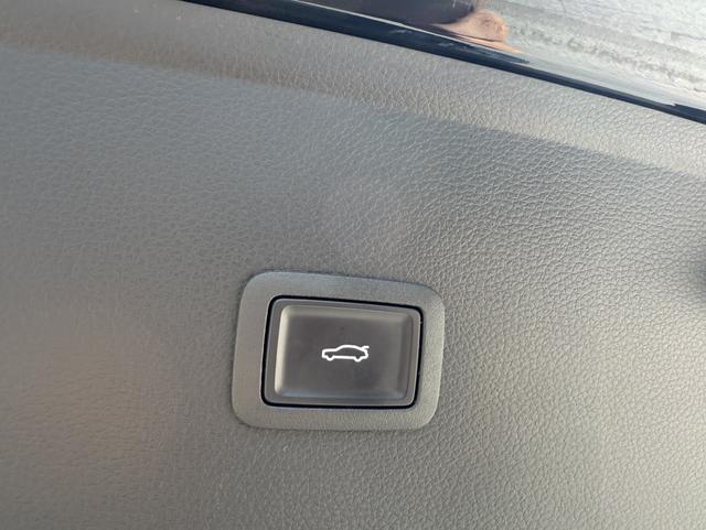 HongQi H6 2023 car image #21