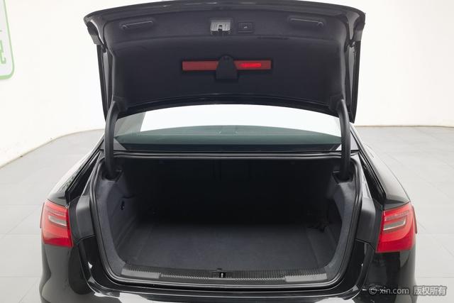 Audi S6 2013 car image #21