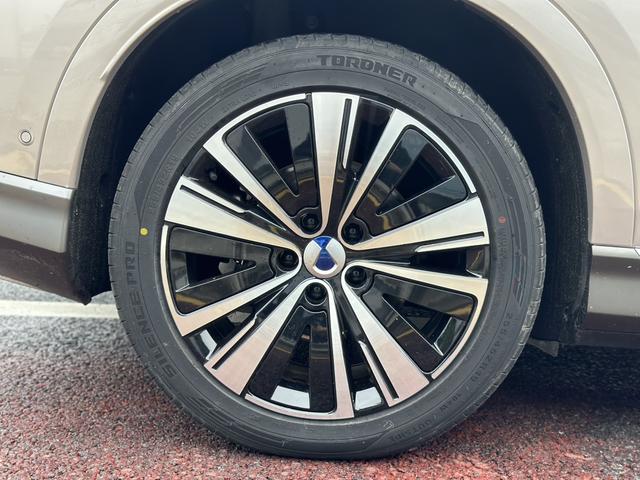 Denza N7 2023 صورة سيارة #21