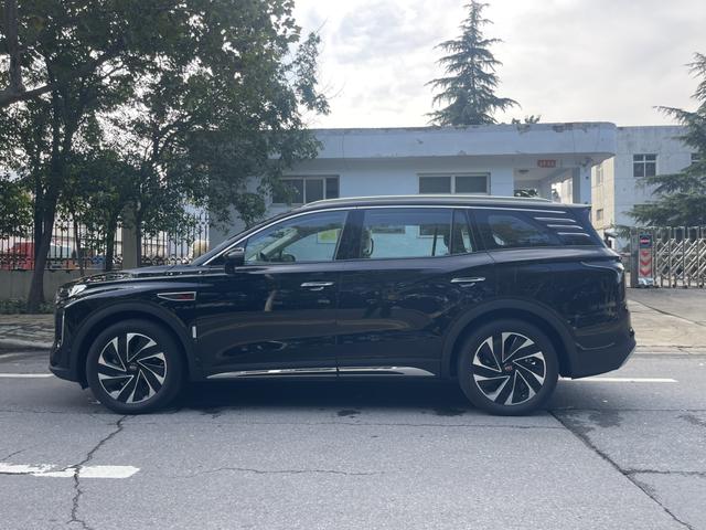 HongQi HS7 PHEV 2024 immagine di auto #21