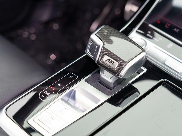 Audi RS Q8 2022 car image #21