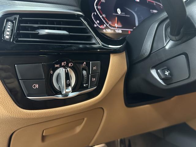 BMW 5 Series (Imported) 2020 car image #21