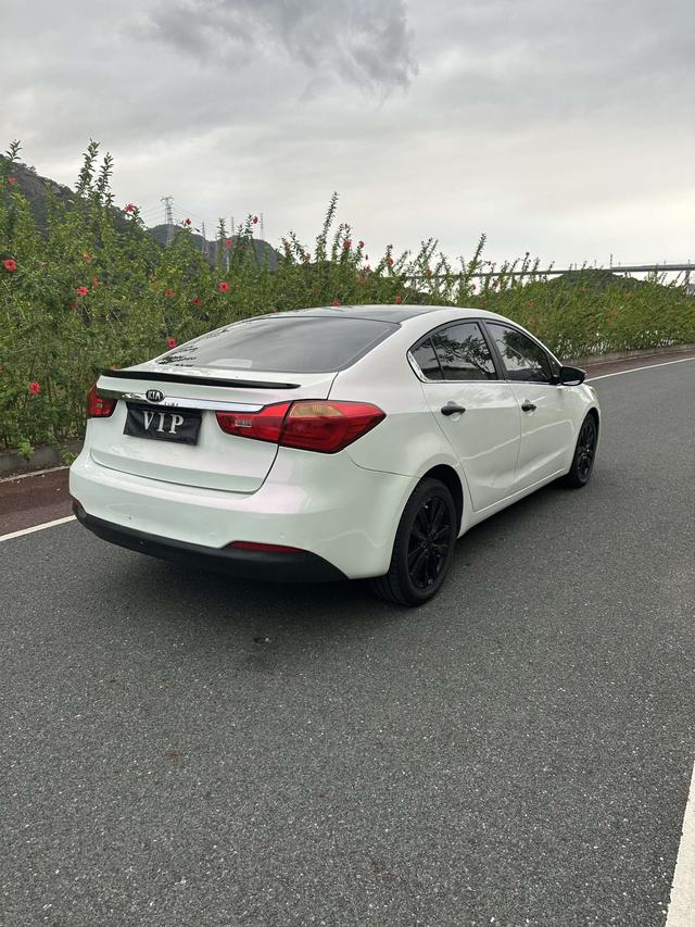 起亚 起亚K3 2014 汽车图片 #21