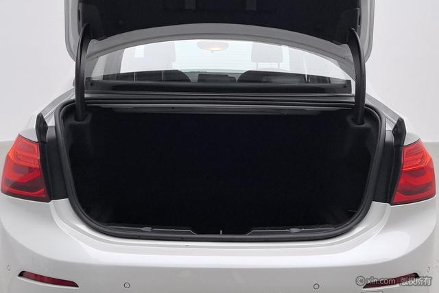 BMW 1 Series 2019 car image #21