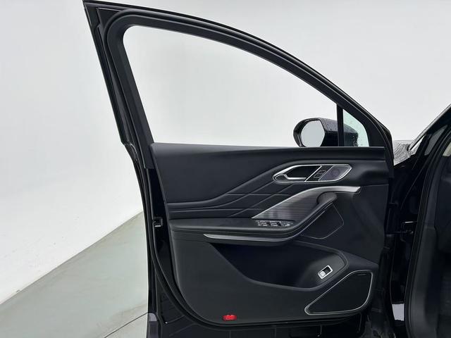 HongQi HS7 PHEV 2024 #21 HongQi HS7 PHEV 2024 car image #21