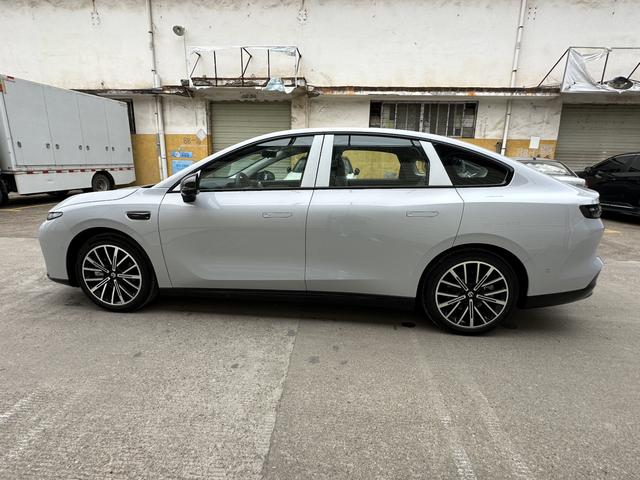 零跑汽车 零跑B01 2025 汽车图片 #21