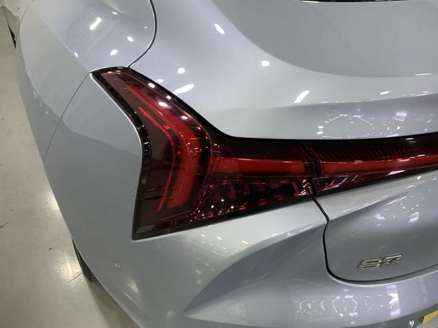 哪吒汽车 哪吒S 2023 汽车图片 #21