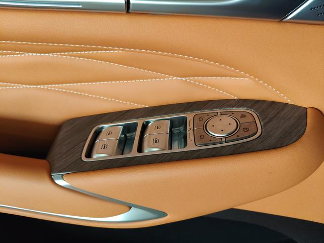 Tank 500 2024 car image #21