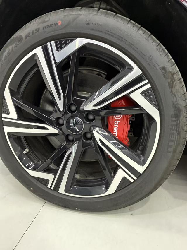 HongQi EH7 2024 car image #21