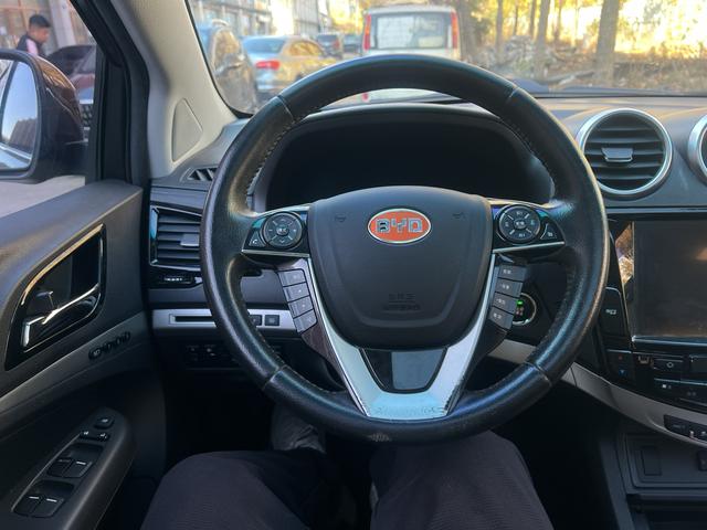 BYD S7 2015 car image #21