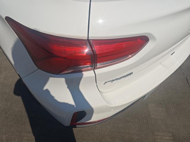 GAC ix4 2019 #21 GAC ix4 2019 car image #21