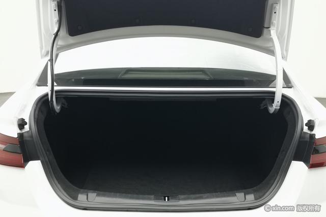 Livan Maple 60S 2023 imagen de coche #21