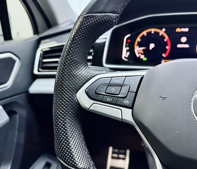 Volkswagen Tiguan L 2023 car image #21