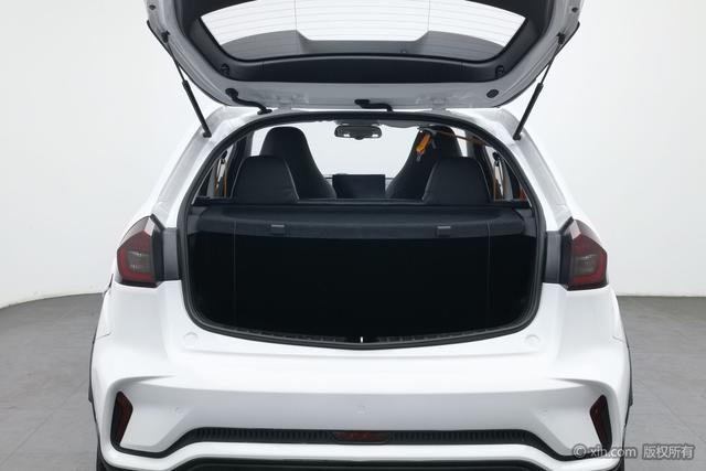 X3 PRO 2022 car image #21