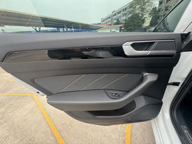 Volkswagen CC (FAW-Volkswagen) 2024 صورة سيارة #21