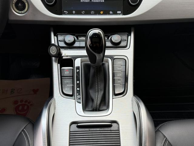 GEELY Boyue 2017 car image #21